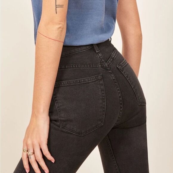Reformation Serena High Skinny Jeans in Erie Black Wash 24 - Picture 3 of 16